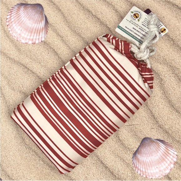 ❣️BeachTech High Performance Red Stripe Beach Towel❣️ ~large 30"x"60 - Picture 8 of 16